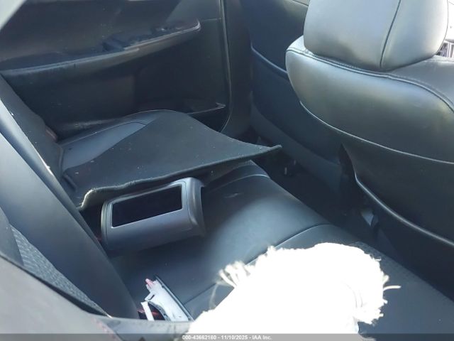 Toyota Camry Se Image 6