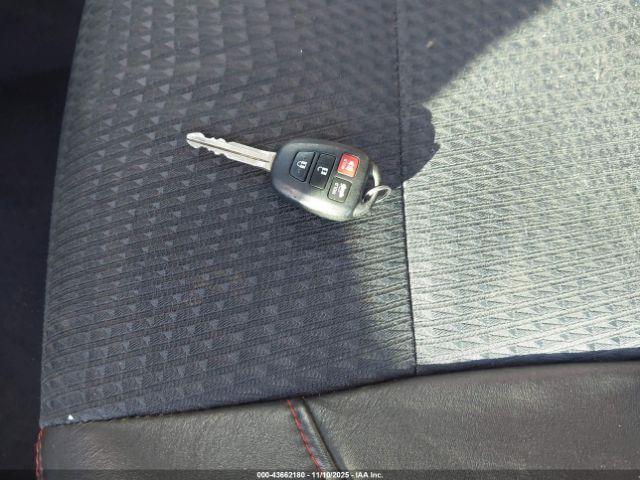 Toyota Camry Se Image 16