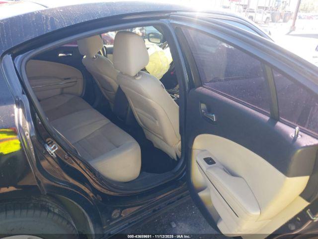 Dodge Charger Se Image 6