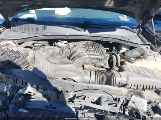 Dodge Charger Se Image 8