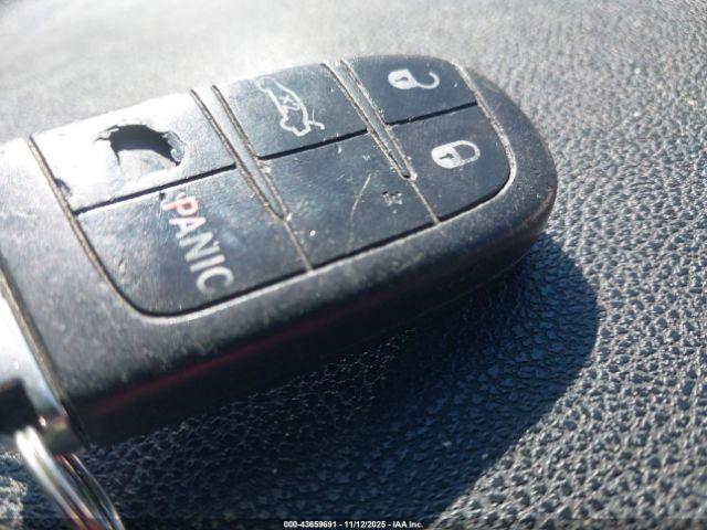 Dodge Charger Se Image 7