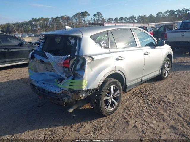 Toyota RAV4 Xle Image 2