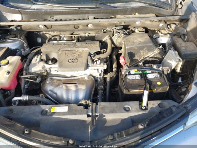 Toyota RAV4 Xle Image 8