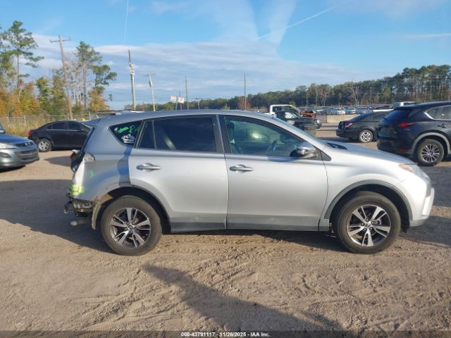 Toyota RAV4 Xle Image 15