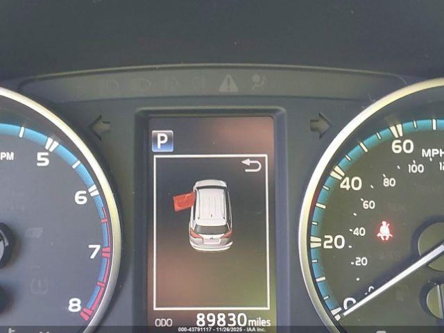 Toyota RAV4 Xle Image 12