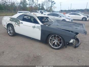  Salvage Dodge Challenger