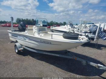  Salvage Triumph 1700 Skiff