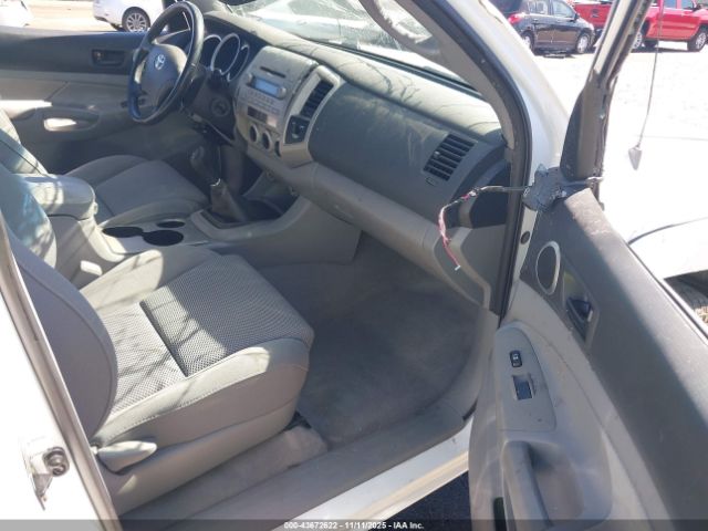 Toyota Tacoma Base V6 Image 5