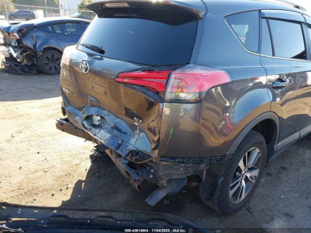 Toyota RAV4 Xle Image 4