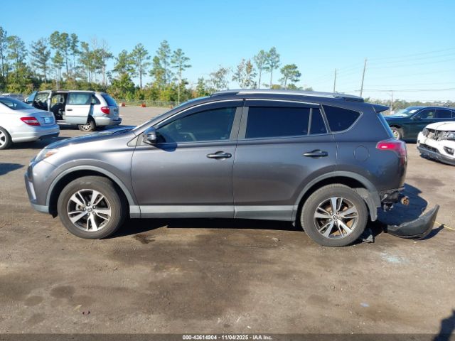 Toyota RAV4 Xle Image 14