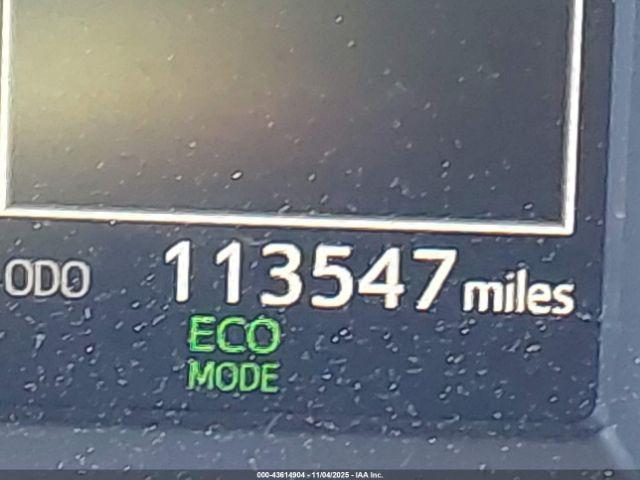 Toyota RAV4 Xle Image 2