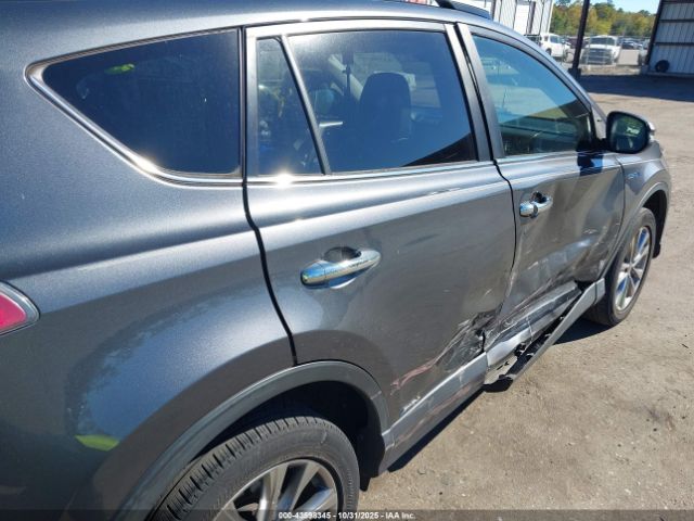 Toyota RAV4 Limited Image 9