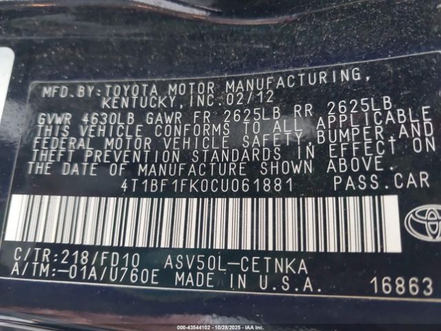 Toyota Camry Le Image 5