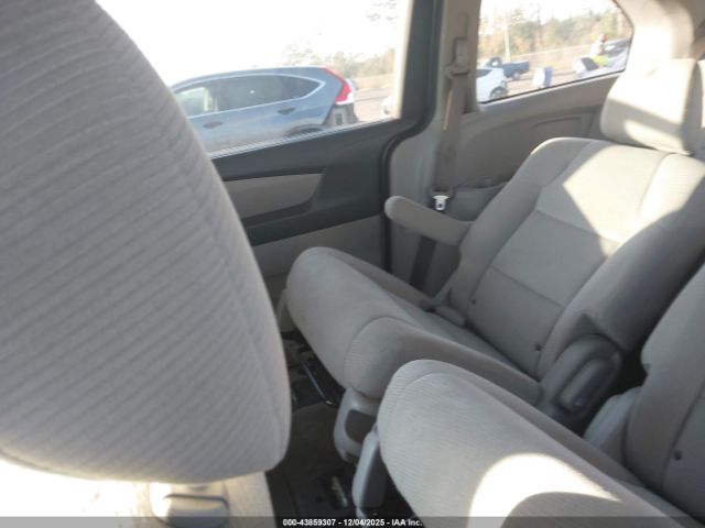 Honda Odyssey Lx Image 16