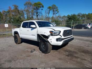  Salvage Toyota Tacoma