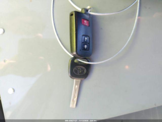 Toyota Tacoma Trd Off Road Image 4