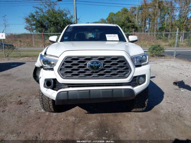 Toyota Tacoma Trd Off Road Image 9