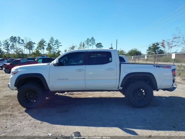 Toyota Tacoma Trd Off Road Image 8