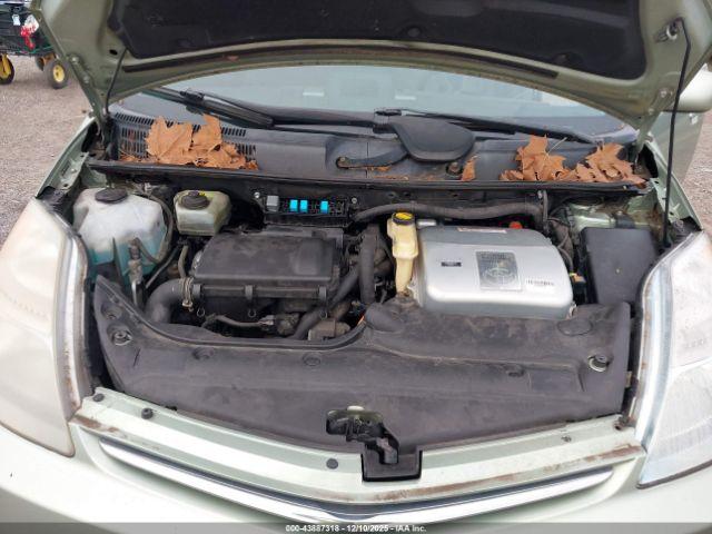 Toyota Prius Image 9