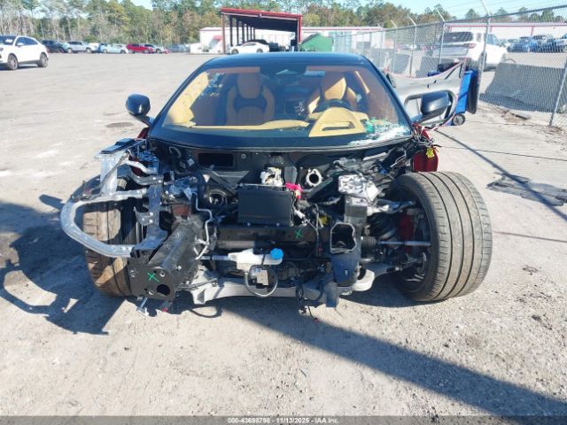 Chevrolet Corvette Rwd  3lz Image 9