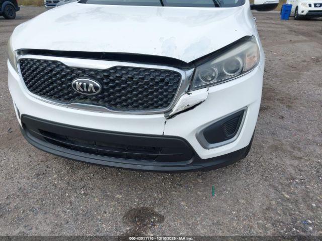 Kia Sorento 2.4l Lx Image 8