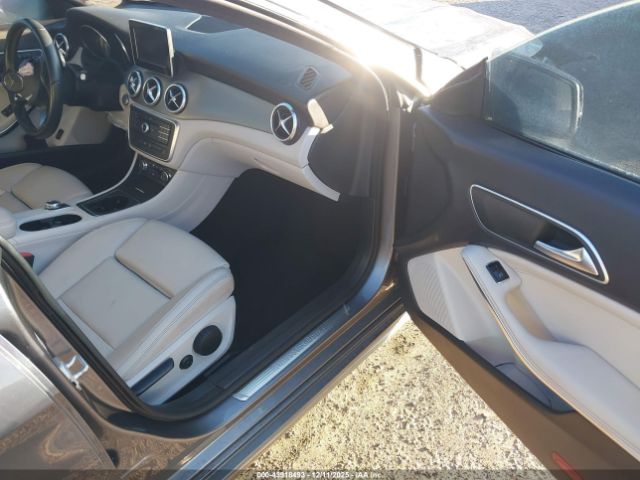 Mercedes-Benz Cla-class Image 4