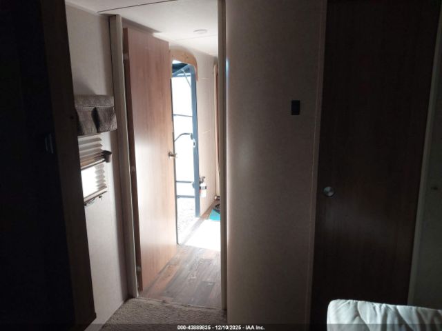 Forest River Flagstaff Image 17