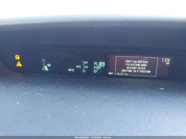 Toyota Prius Three Image 15