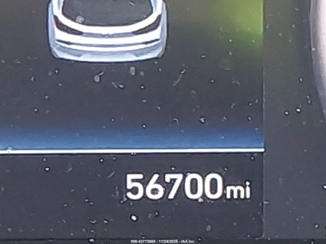 Hyundai ELANTRA Image 7