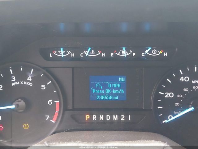 Ford F-350 Xl Image 4