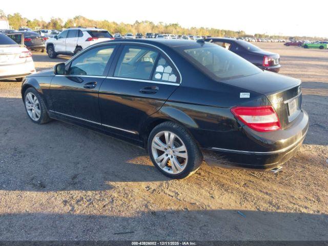 Mercedes-Benz C-Class Image 3