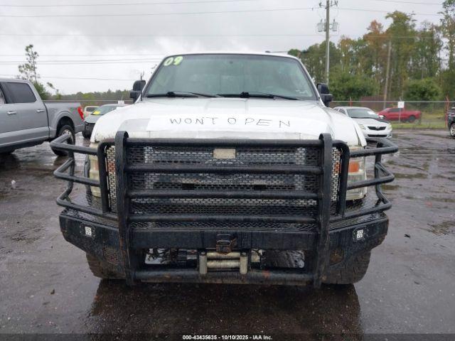 Ford F-350 Image 4