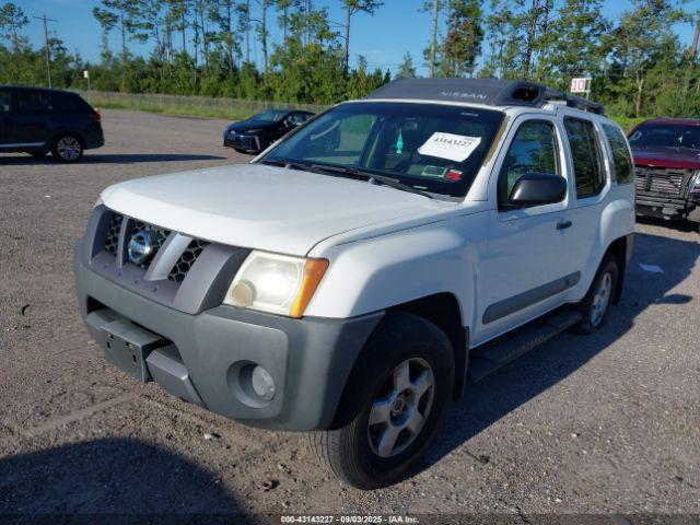 Nissan Xterra S Image 3