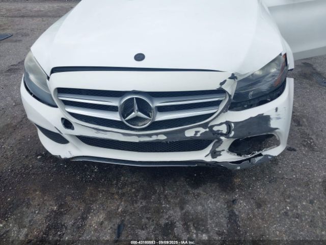 Mercedes-Benz C-Class Image 5