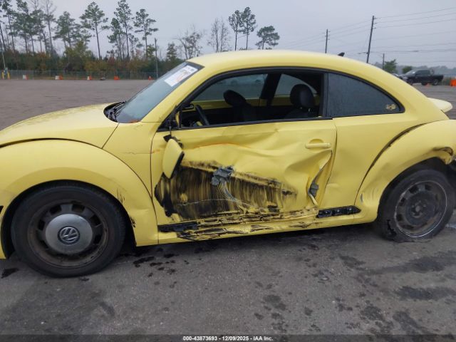 Volkswagen Beetle 1.8t Se Image 16