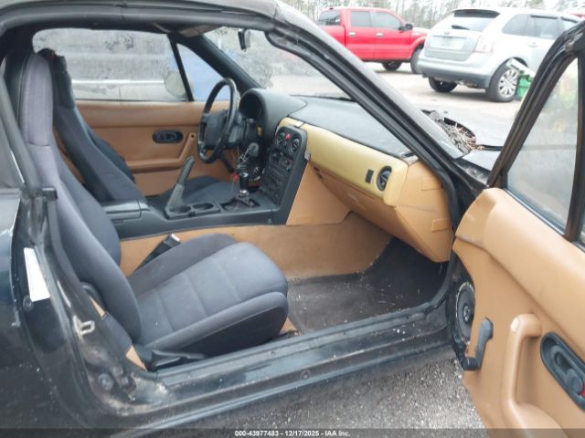 Mazda MX-5 Miata Image 8