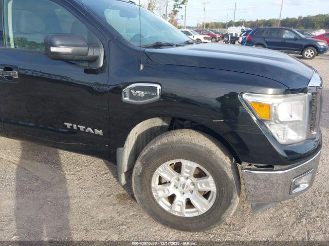 Nissan Titan Sv Image 10