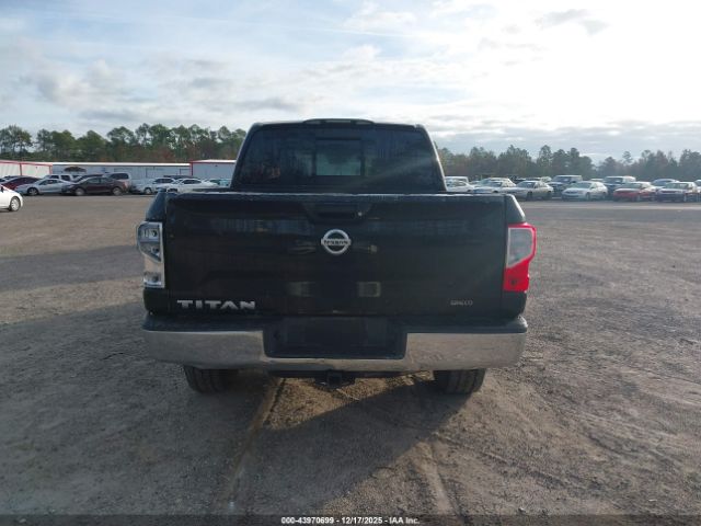 Nissan Titan Sv Image 15