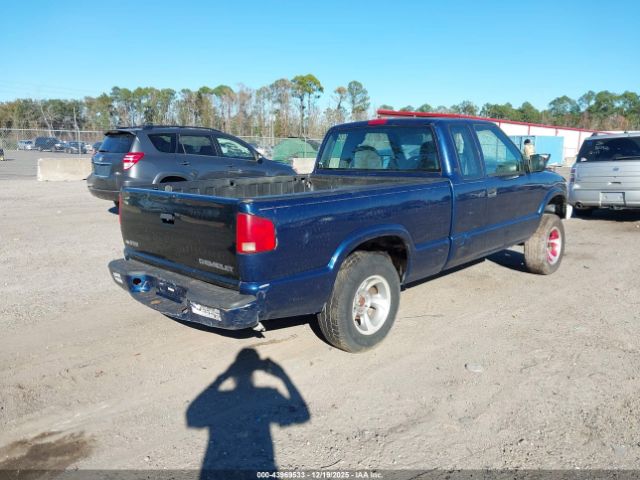 Chevrolet S-10 Ls Fleetside Image 9