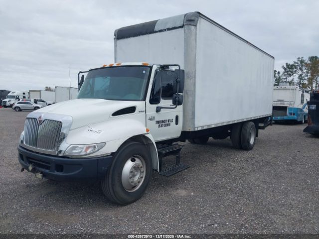 International 4000 4300 Image 14