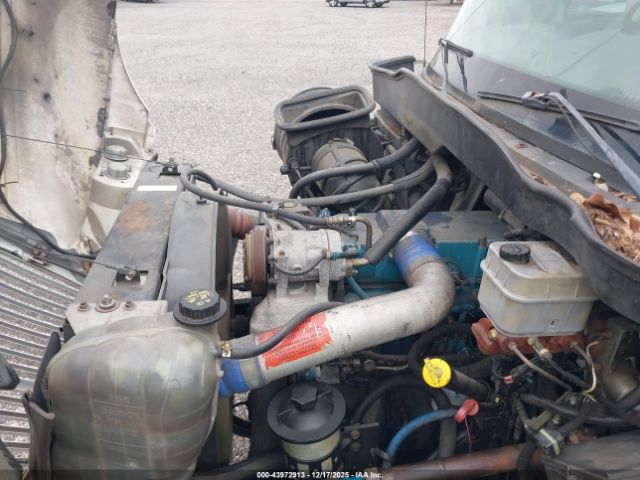 International 4000 4300 Image 3