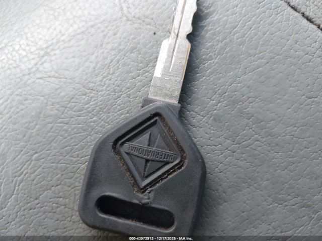 International 4000 4300 Image 6