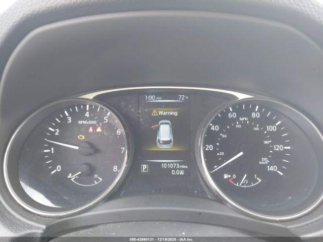 Nissan Rogue Sv Image 4