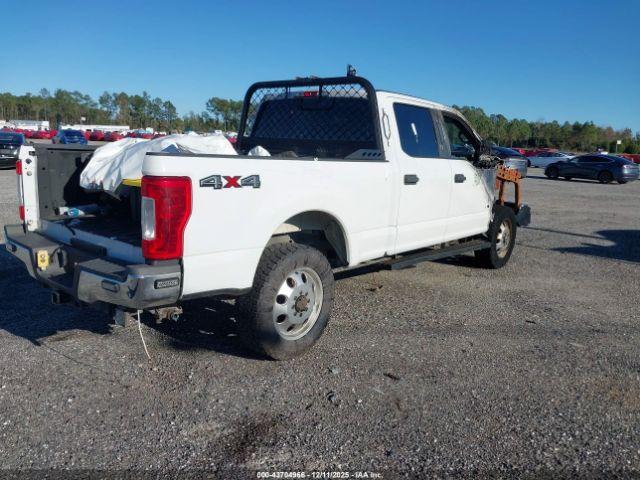 Ford F-350 Xl Image 8