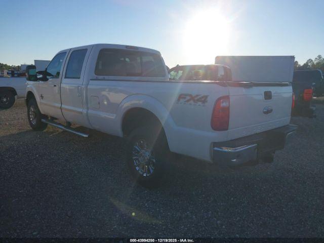Ford F-350 Lariat Image 6