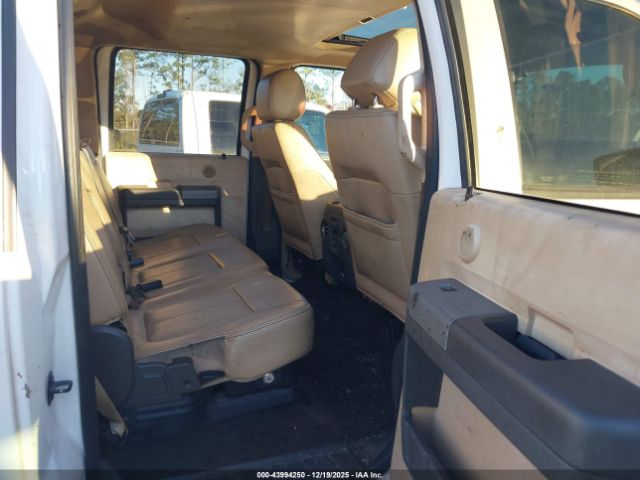 Ford F-350 Lariat Image 7