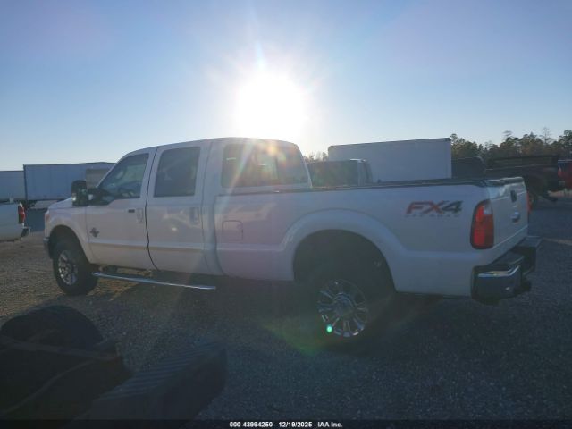 Ford F-350 Lariat Image 13