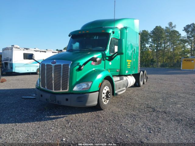 Peterbilt 579 Image 5