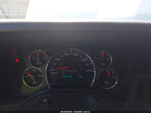 Chevrolet Express Lt Image 2