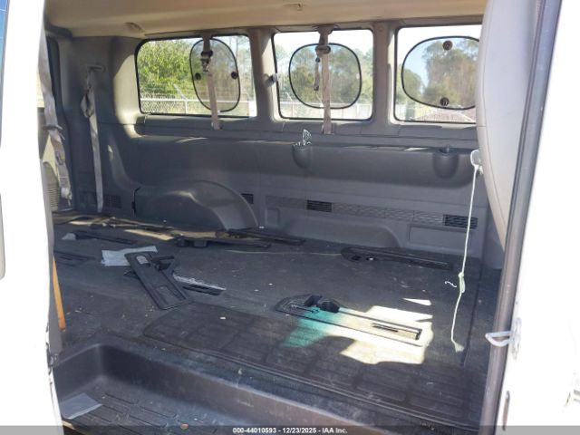 Chevrolet Express Lt Image 4